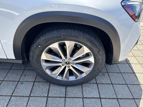 Certified 2020 Mercedes-Benz GLE 350 4MATIC image 11