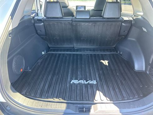Used 2019 Toyota RAV4 Limited w/ Advanced Technology Package AWD/4WD image 27