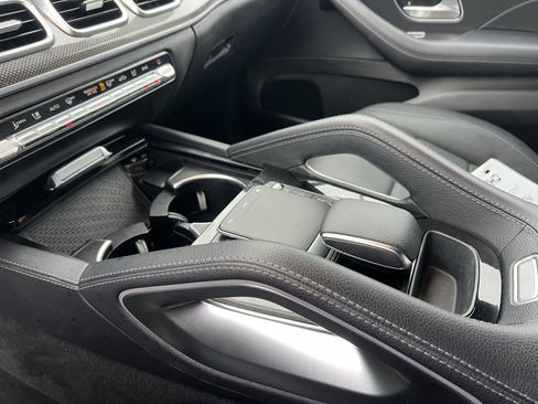 Used 2021 Mercedes-Benz GLE 350 image 27