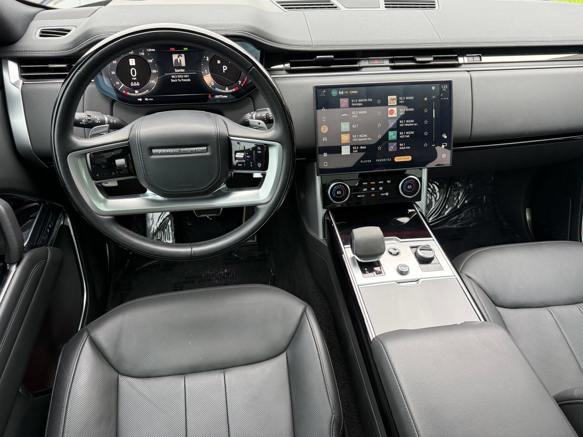 Certified 2023 Land Rover Range Rover SE AWD/4WD image 12