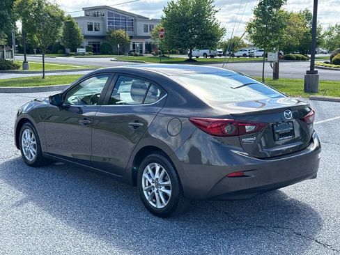 Used 2016 MAZDA MAZDA3 i Touring FWD image 6