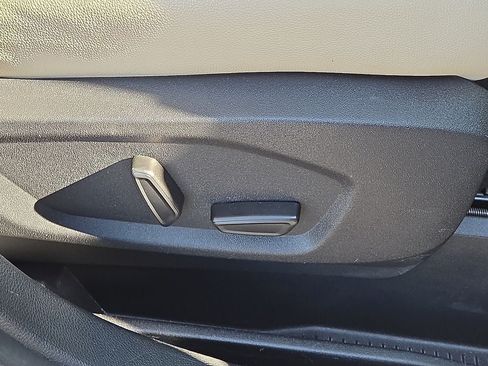 Used 2024 Ford Edge Titanium AWD/4WD image 14