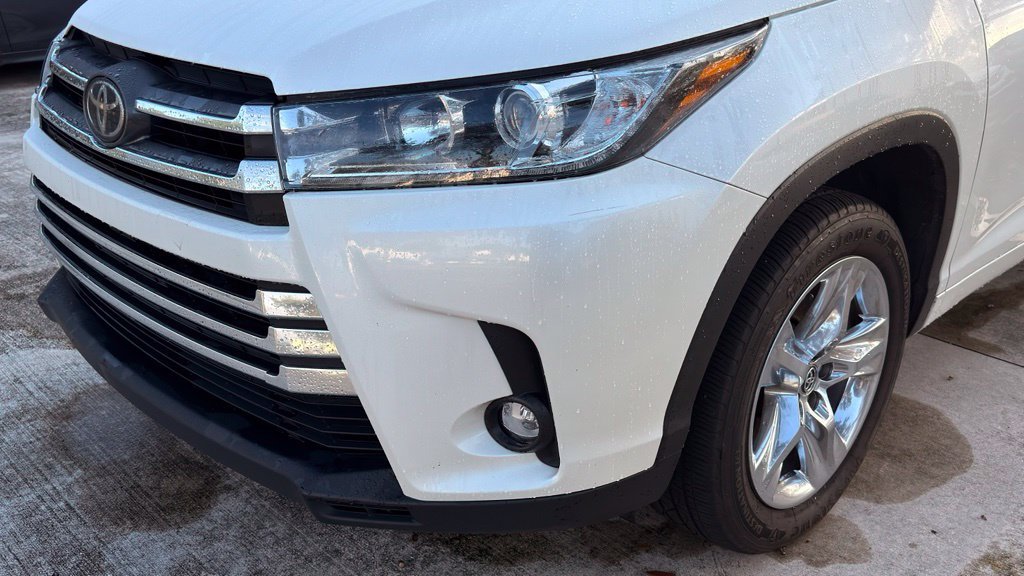 Used 2019 Toyota Highlander Limited FWD image 5