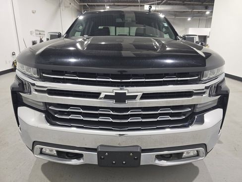 Used 2019 Chevrolet Silverado 1500 LTZ image 7