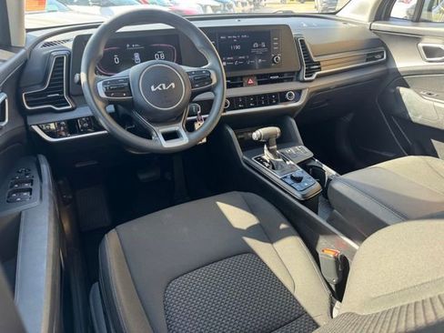 Certified 2024 Kia Sportage LX AWD/4WD image 12