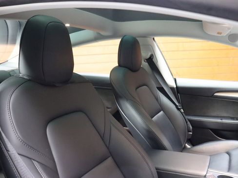 Used 2023 Tesla Model 3 Standard Range RWD image 60