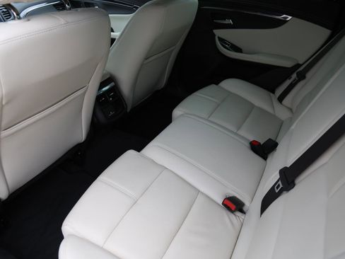 Used 2018 Chevrolet Impala LT w/ LT Leather Package image 24