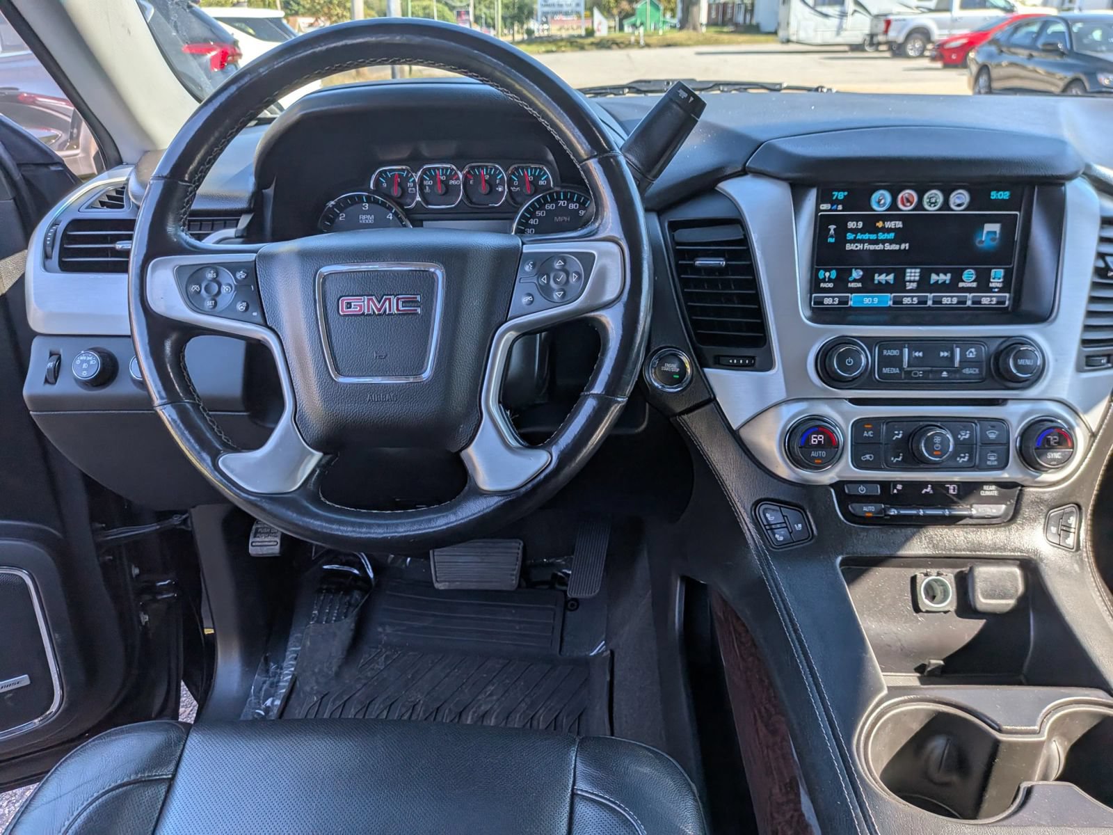 Used 2020 GMC Yukon XL SLT AWD/4WD image 53