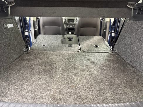 Used 2013 Volkswagen Tiguan SE image 73