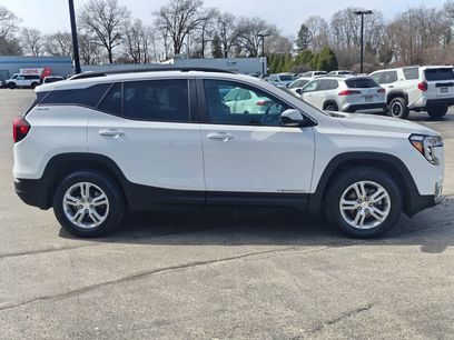 Used 2023 GMC Terrain SLE w/ Driver Convenience Package