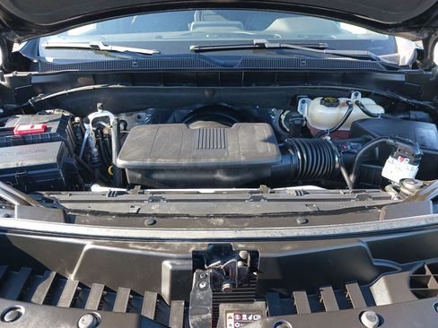 Used 2024 Chevrolet Tahoe LT image 33