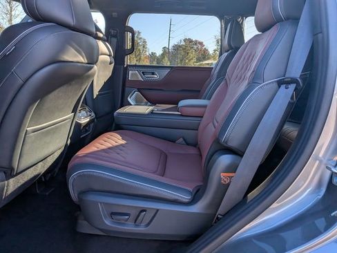 New 2026 INFINITI QX80 Autograph w/ Premium Cargo Package image 13