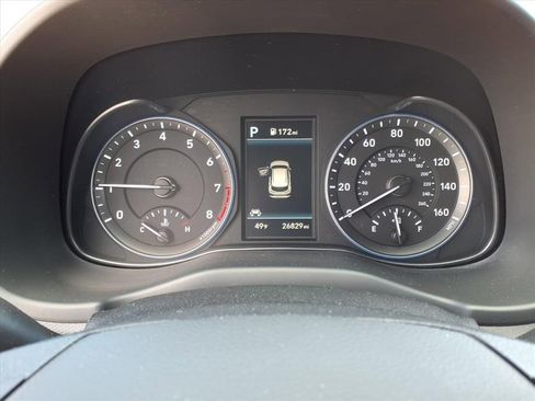 Used 2021 Hyundai Kona Limited w/ Cargo Package image 17