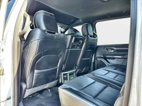 Used 2025 RAM 1500 Laramie AWD/4WD image 19