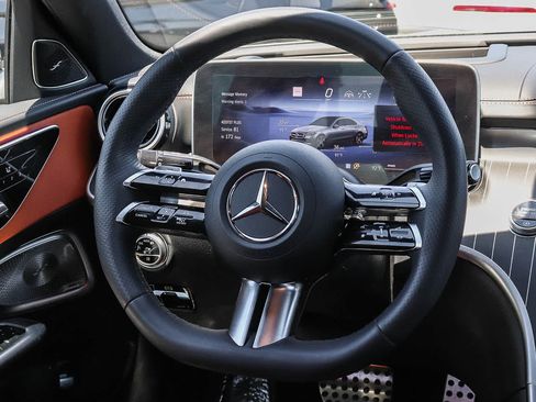 Used 2024 Mercedes-Benz C 300 Sedan image 19