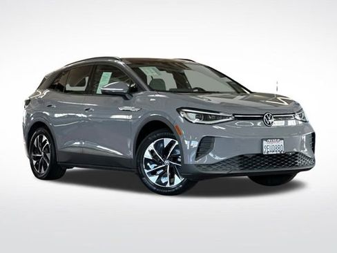 Certified 2022 Volkswagen ID.4 Pro S image 2