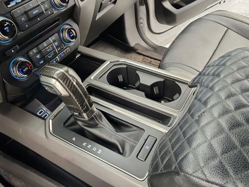 Used 2018 Ford F150 Raptor w/ Equipment Group 802A Luxury image 35