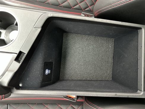 Used 2025 Genesis G70 3.3T Advanced w/ Sport Prestige Package image 21