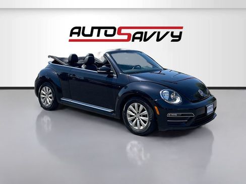 Used 2018 Volkswagen Beetle 2.0T S FWD image 32