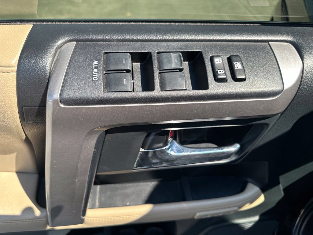 Used 2016 Toyota 4Runner Limited AWD/4WD image 37