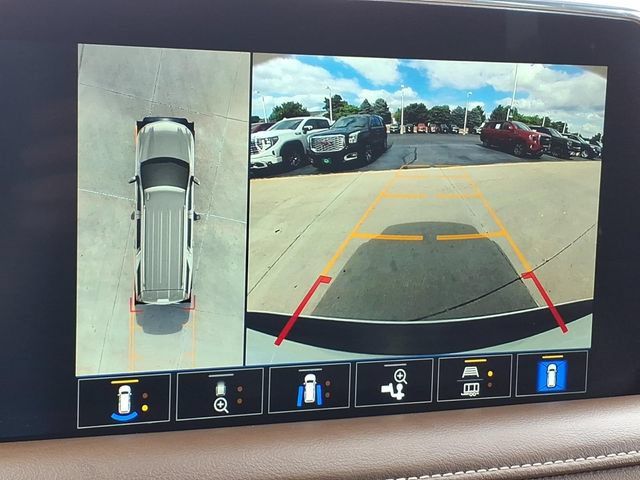 Certified 2023 Chevrolet Suburban High Country AWD/4WD image 21