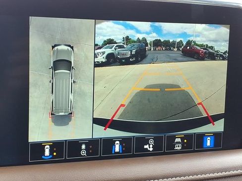 Certified 2023 Chevrolet Suburban High Country AWD/4WD image 21