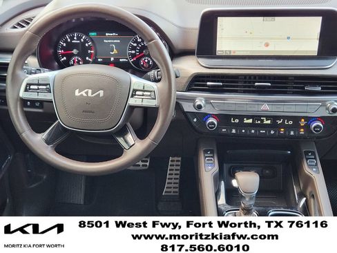 Certified 2022 Kia Telluride SX w/ Nightfall Edition Package AWD/4WD image 26