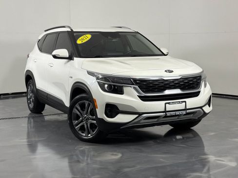 Used 2021 Kia Seltos S AWD/4WD image 2