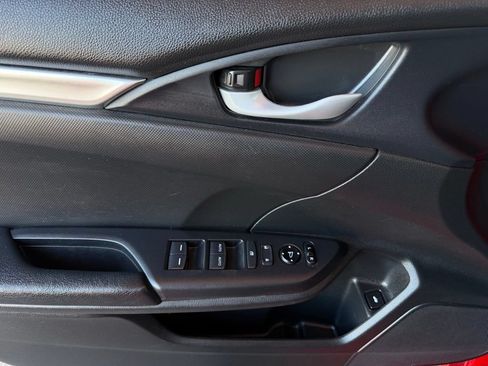 Used 2019 Honda Civic Sport image 19