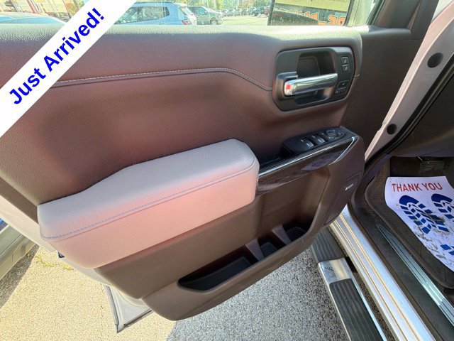 Used 2020 Chevrolet Silverado 1500 LTZ w/ LTZ Plus Package RWD image 36