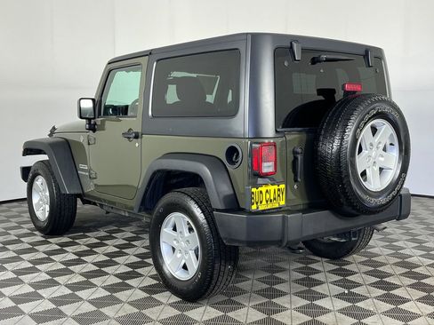 Used 2015 Jeep Wrangler Sport w/ Quick Order Package 23S AWD/4WD image 8