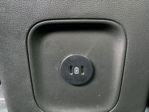 Used 2025 Ford Escape ST-Line image 34