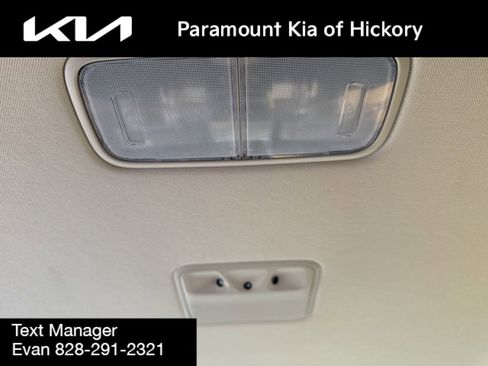Used 2024 Kia Carnival LX image 22