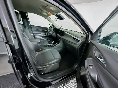 Used 2025 Buick Encore GX Preferred image 29