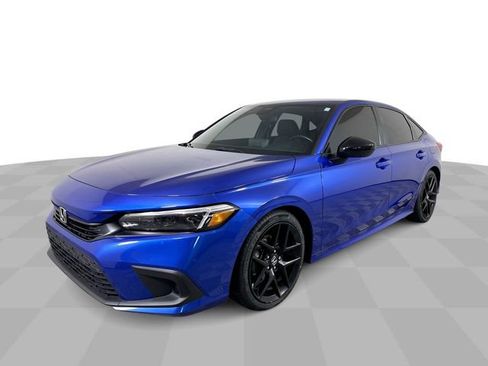 Used 2023 Honda Civic Sport image 1