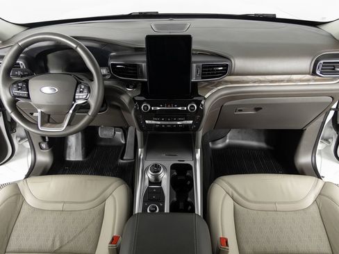 Used 2021 Ford Explorer Platinum w/ Equipment Group 601A image 37