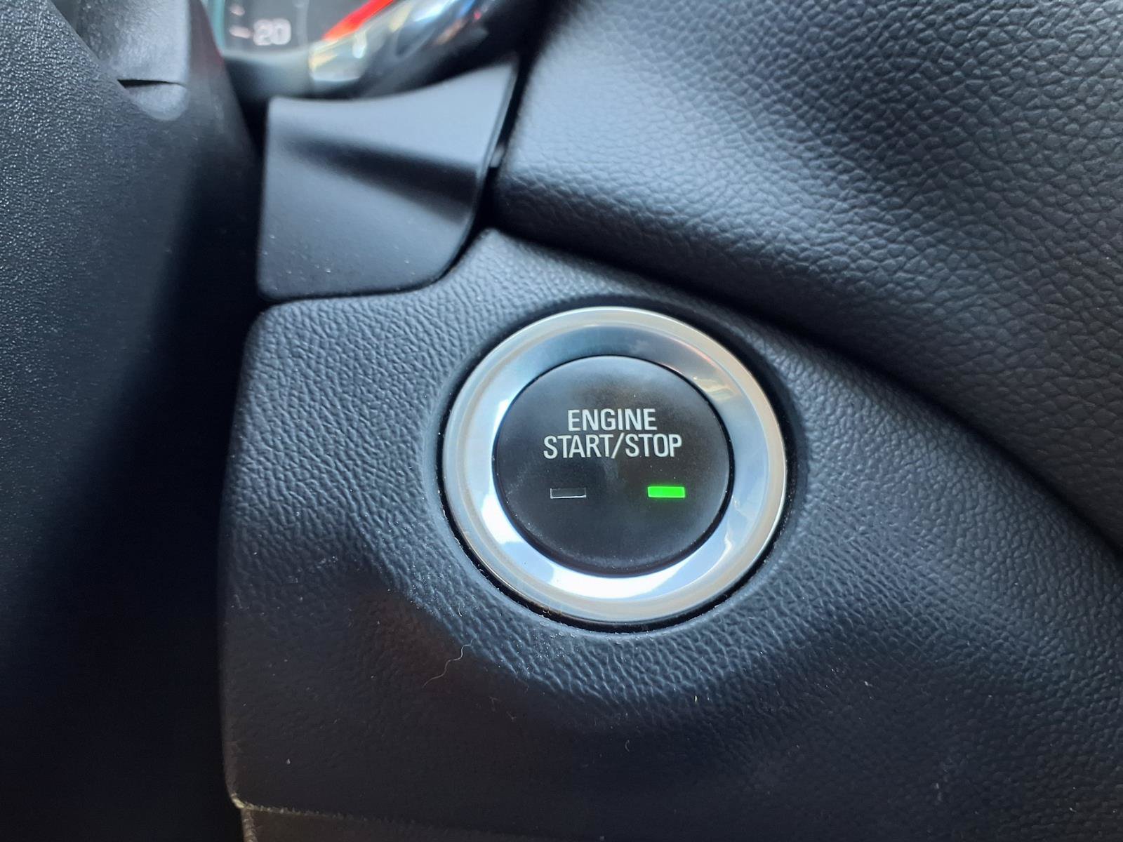 Used 2021 Chevrolet Equinox LT FWD image 15