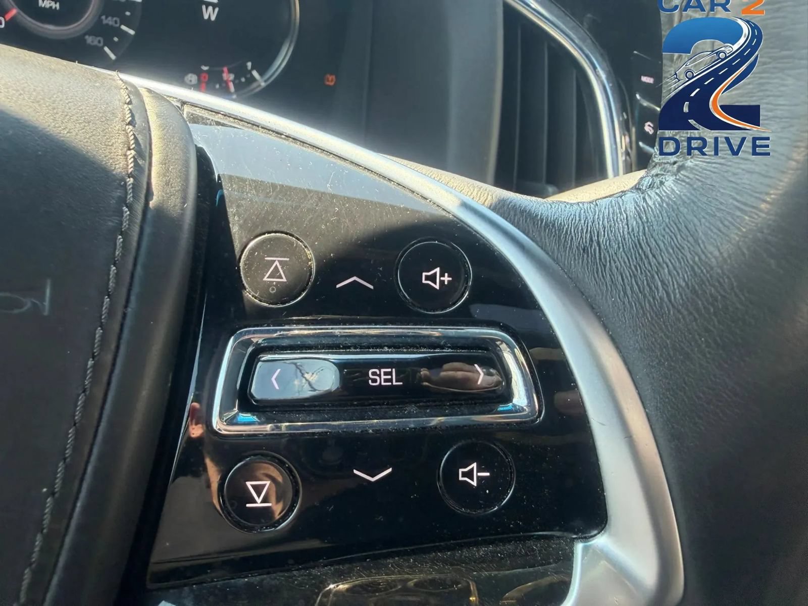 Used 2017 Cadillac Escalade Platinum AWD/4WD image 25