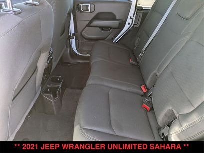 Used 2021 Jeep Wrangler Unlimited Sahara w/ Uconnect 4C Nav & Sound Group
