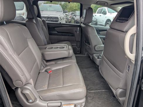 Used 2014 Honda Odyssey EX-L image 11