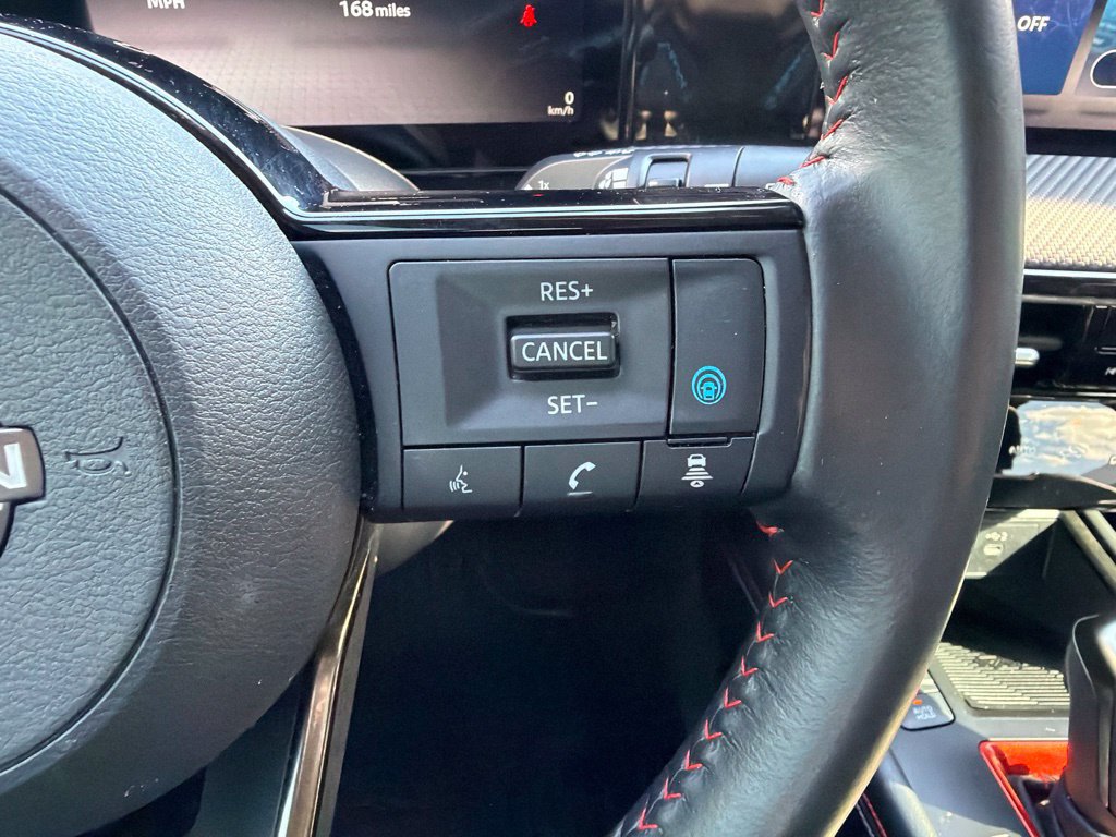 Used 2025 Nissan Kicks SR AWD/4WD image 25