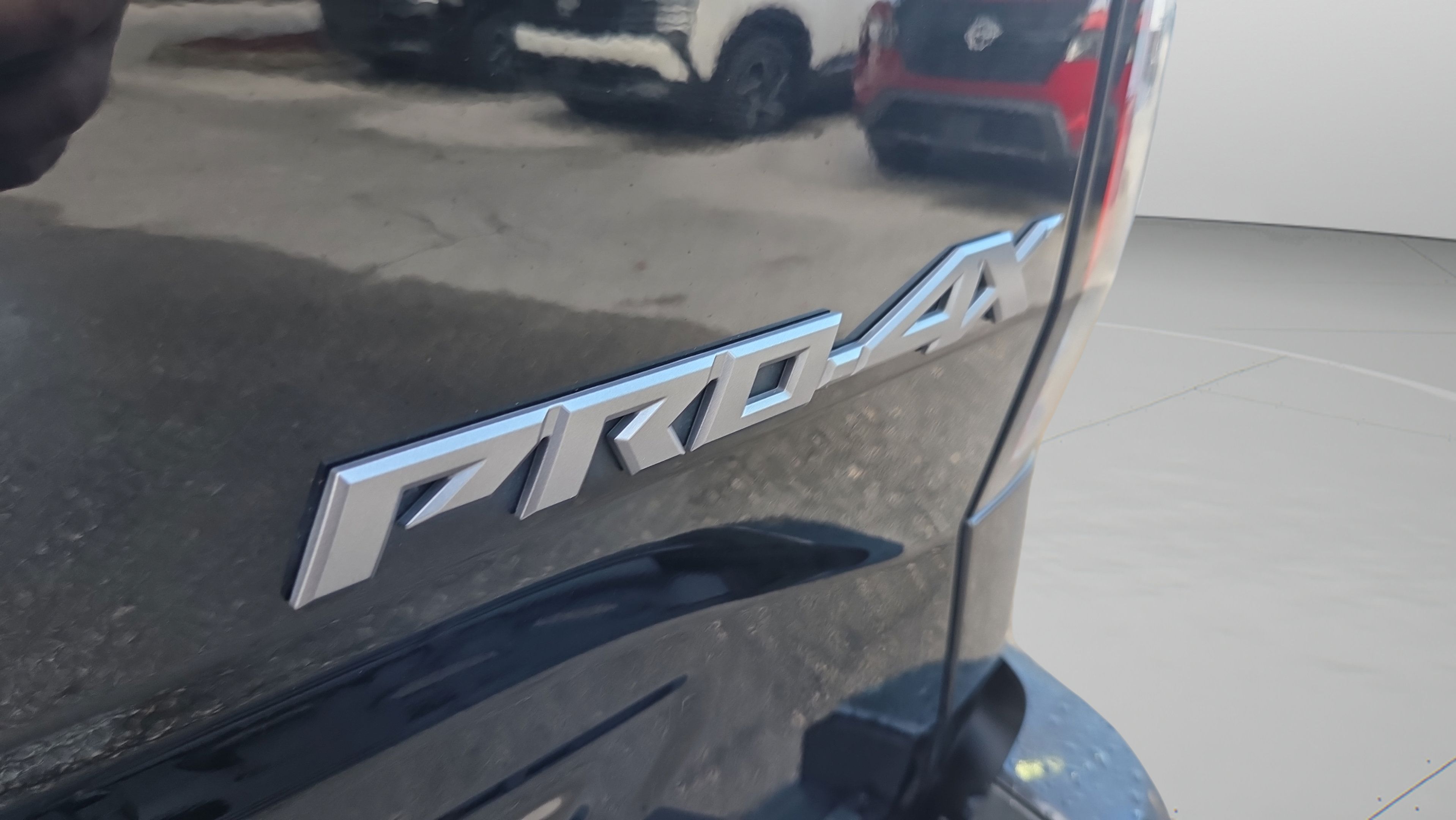 Certified 2023 Nissan Frontier PRO-4X w/ Pro Convenience Package AWD/4WD image 31