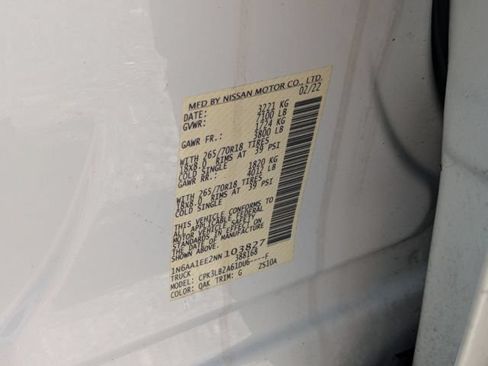 Used 2022 Nissan Titan SV RWD image 24