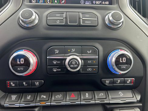 Used 2020 GMC Sierra 2500 Denali w/ Denali Ultimate Package AWD/4WD image 47
