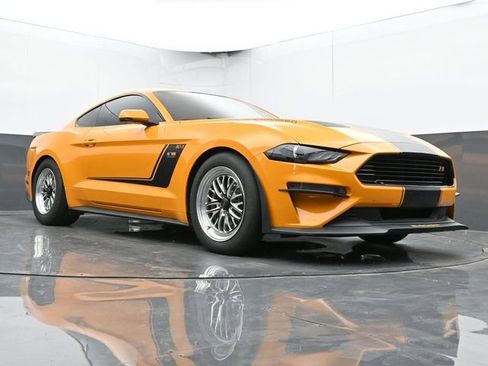 Used 2019 Ford Mustang GT Premium w/ GT Performance Package image 38