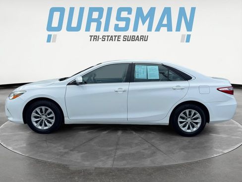 Used 2015 Toyota Camry LE FWD image 3