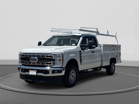 New 2025 Ford F350 XL w/ XL Chrome Package image 1