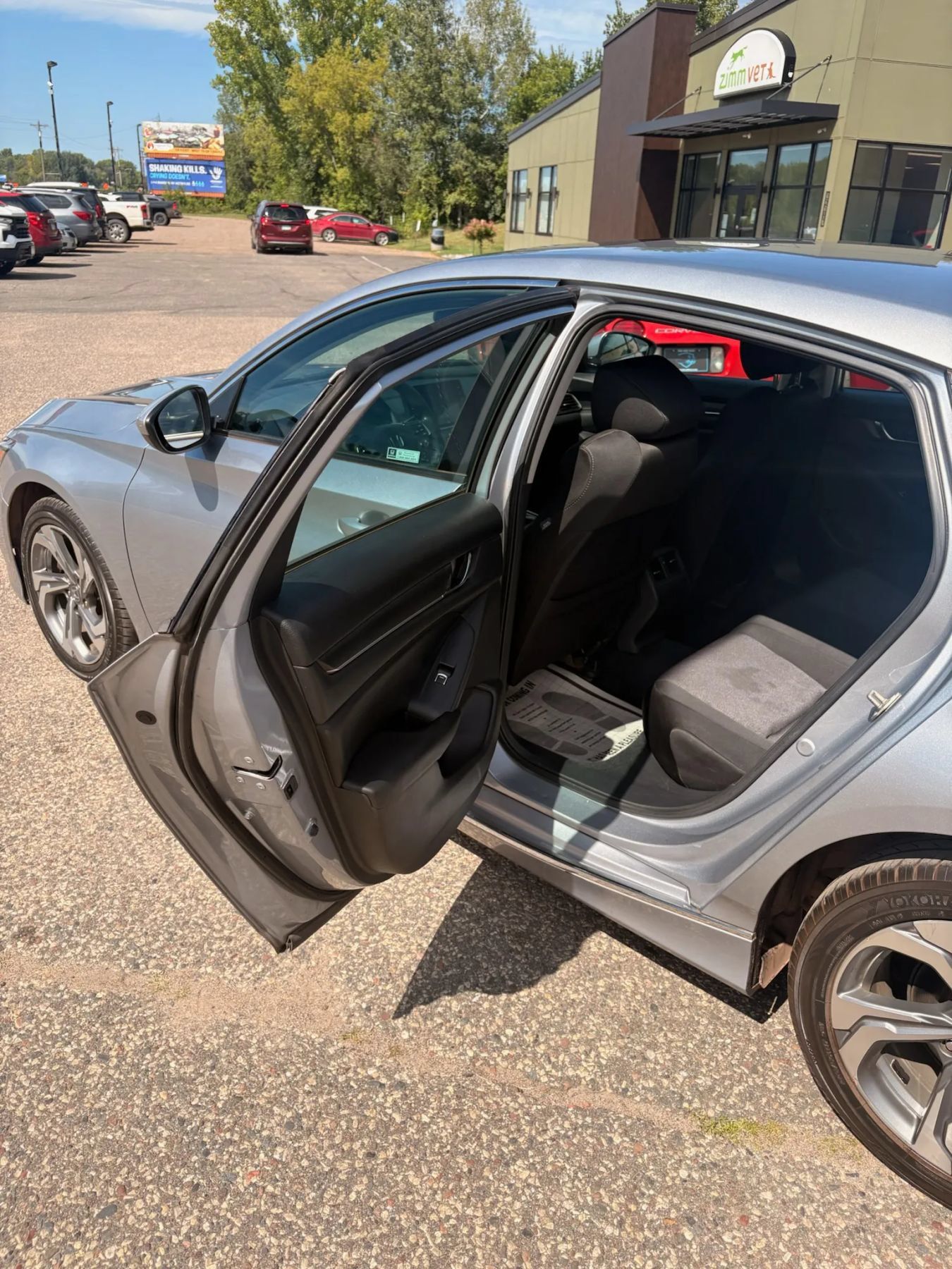 Used 2019 Honda Accord EX image 35