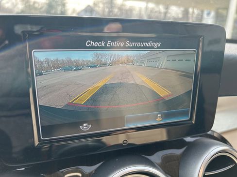 Used 2019 Mercedes-Benz C 300 4MATIC Sedan image 13