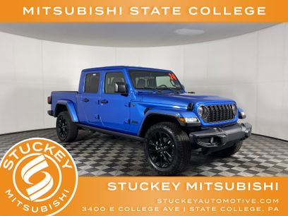 Used 2024 Jeep Gladiator Sport
